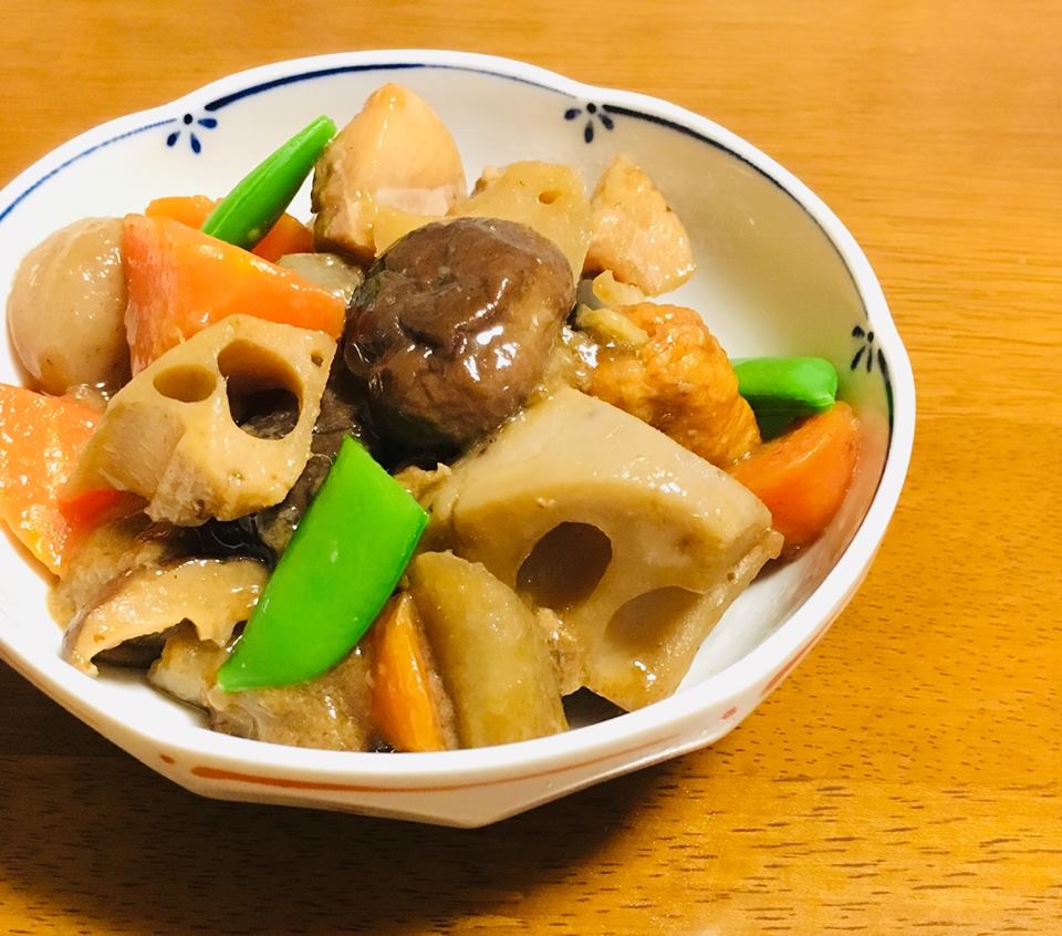 和の定番おかず 作り置きにも人気の筑前煮 本みりんを使えばコクも照りも上級の仕上がりになります 石川県の農家直販 豊かなお米と加賀丸いもなら岡元農場